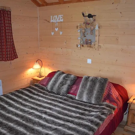 木屋 Cabane L'oree Des Bornes *