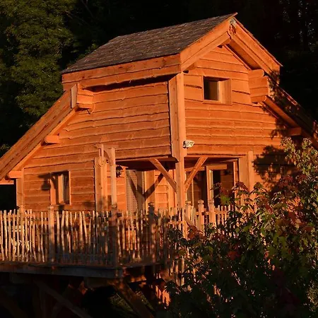 Cabane L'oree Des Bornes